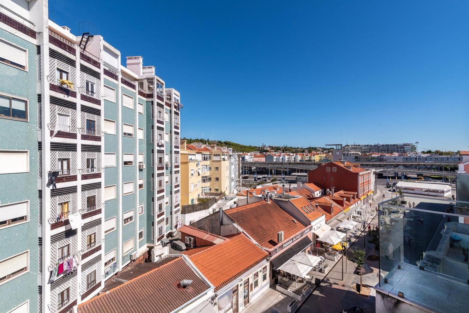Apartamento Guestready - Alges Apt With Stunning Rooftop Pool Exterior foto